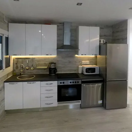 YOUR HOME - Sagrada Familia Apartment-3